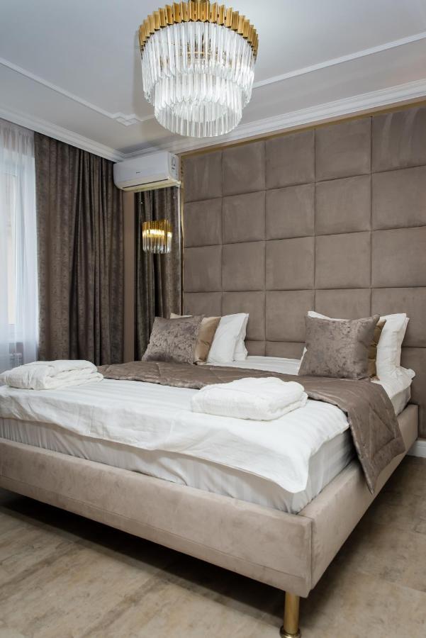 Rakhat Hotel Uralsk Extérieur photo